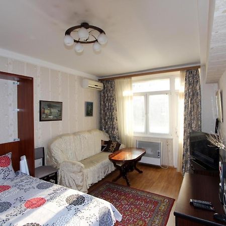 Cozy Apartment In The Center Of 예레반 외부 사진